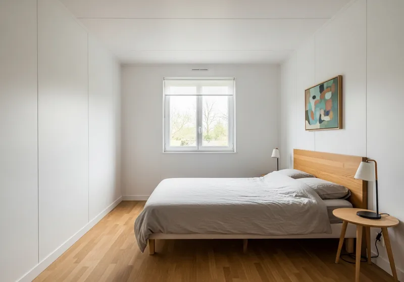 Chambre rénovée après doublage isolant dans un appartement de Thouars à Talence